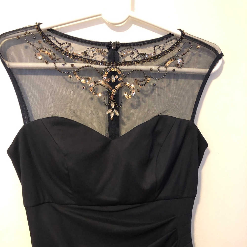 Dress - Picture 2 of 7